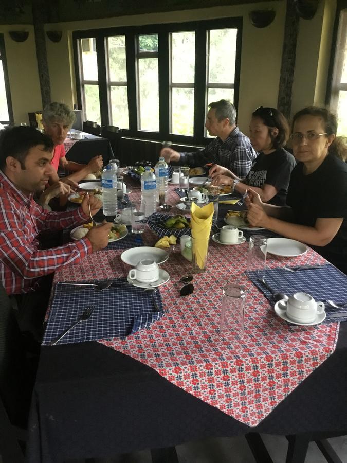 Rhino Lodge Bardia Pvt Ltd Bardiya Luaran gambar