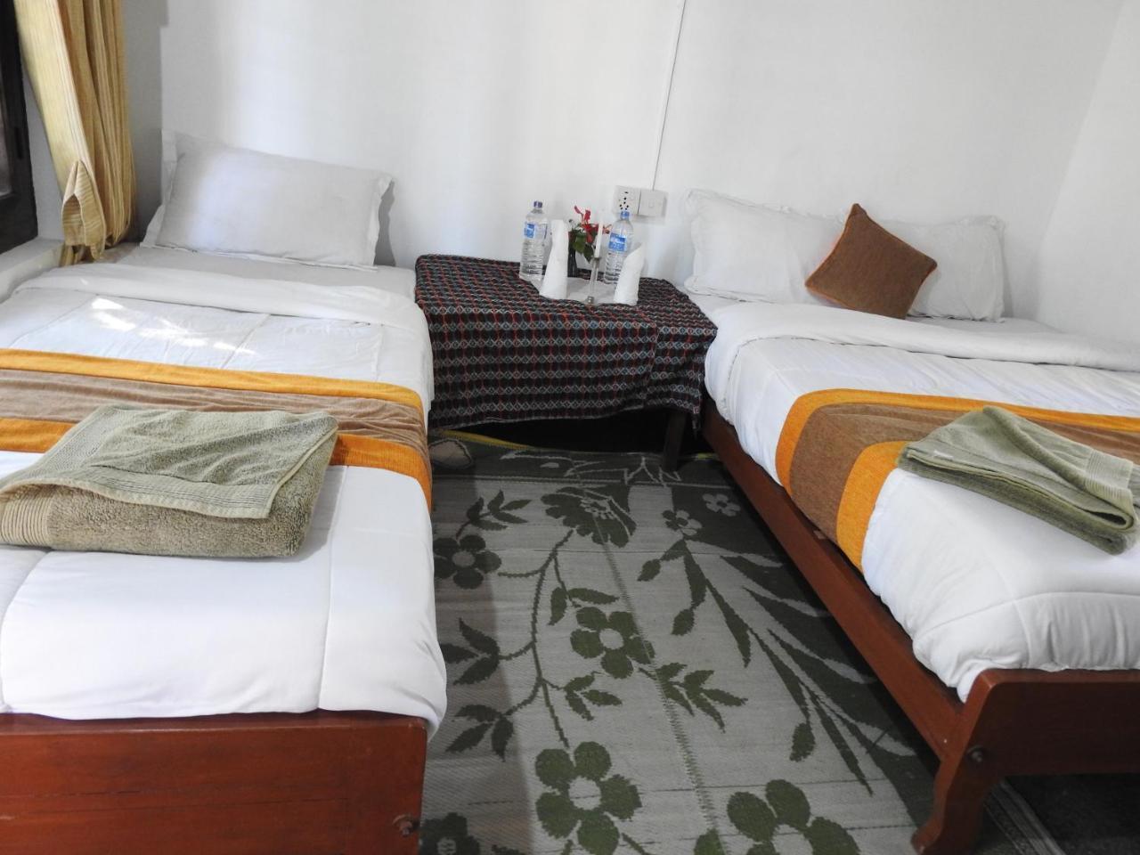 Rhino Lodge Bardia Pvt Ltd Bardiya Luaran gambar