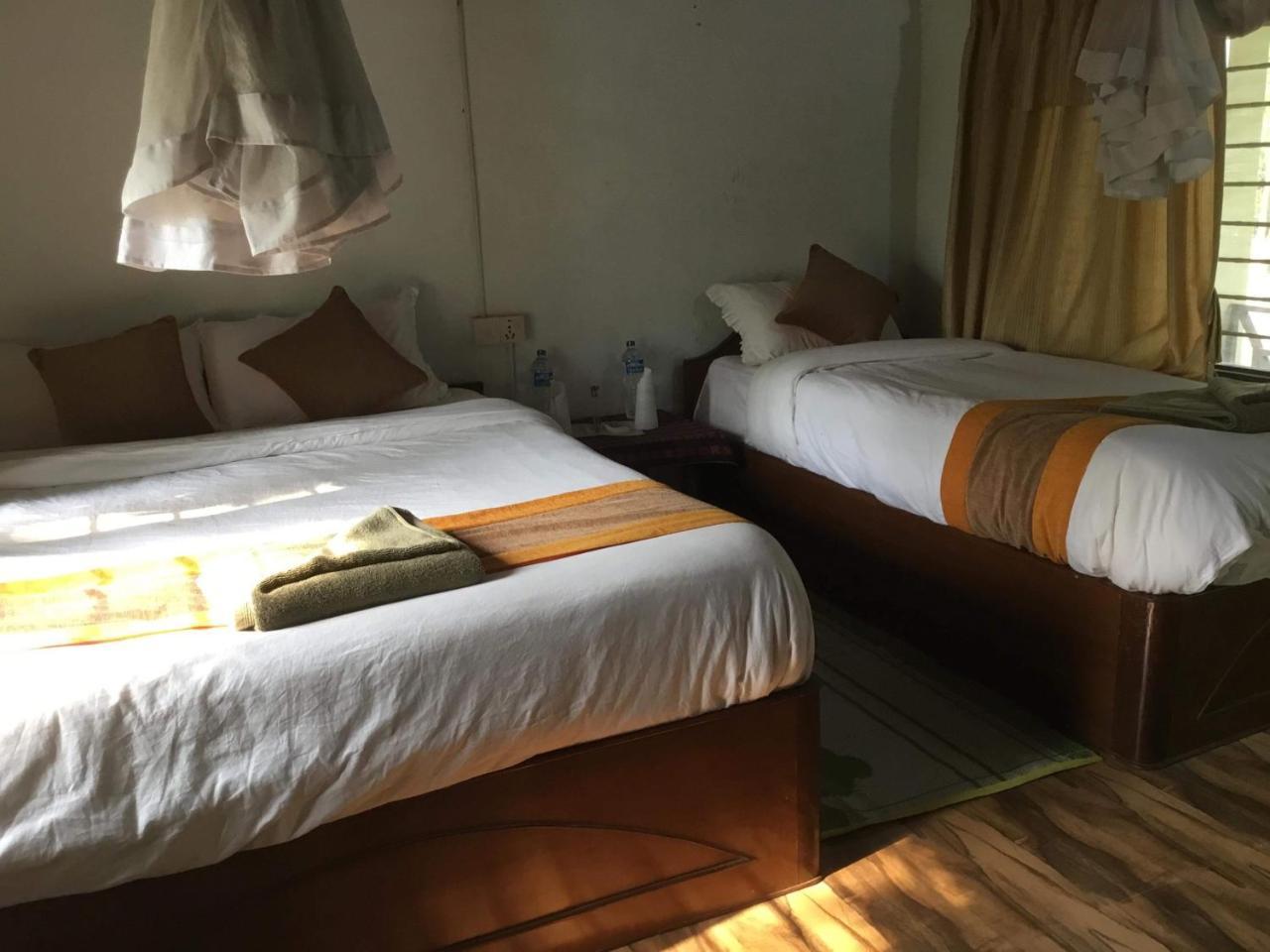 Rhino Lodge Bardia Pvt Ltd Bardiya Luaran gambar