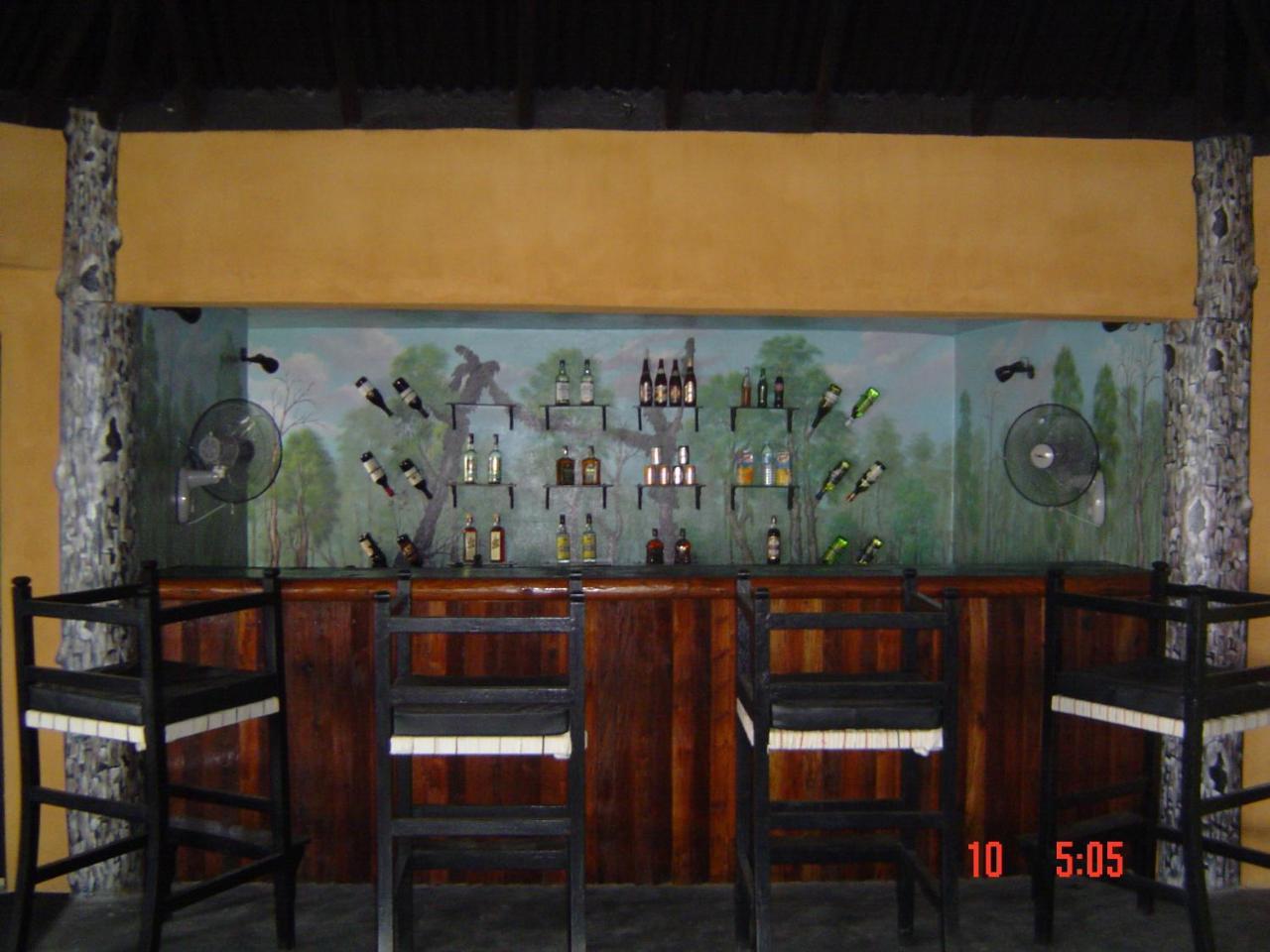 Rhino Lodge Bardia Pvt Ltd Bardiya Luaran gambar