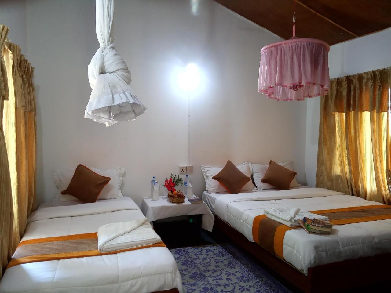 Rhino Lodge Bardia Pvt Ltd Bardiya Luaran gambar