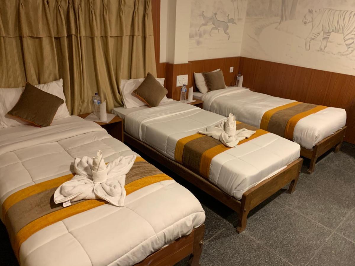 Rhino Lodge Bardia Pvt Ltd Bardiya Luaran gambar