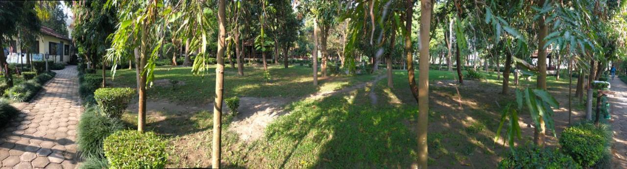 Rhino Lodge Bardia Pvt Ltd Bardiya Luaran gambar